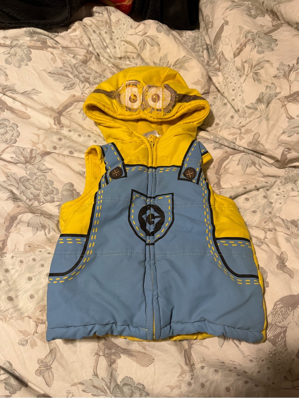 Universal Thread Yellow Hooded Puffer Vest